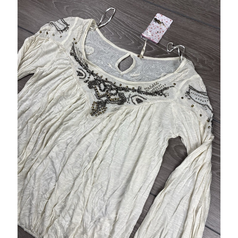 Free People Women's Slub Knit Embellished Neckline Blouse Ivory Size Medium New
